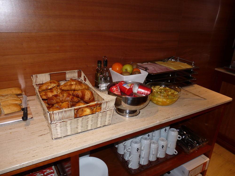 Tudel Hotel 3*